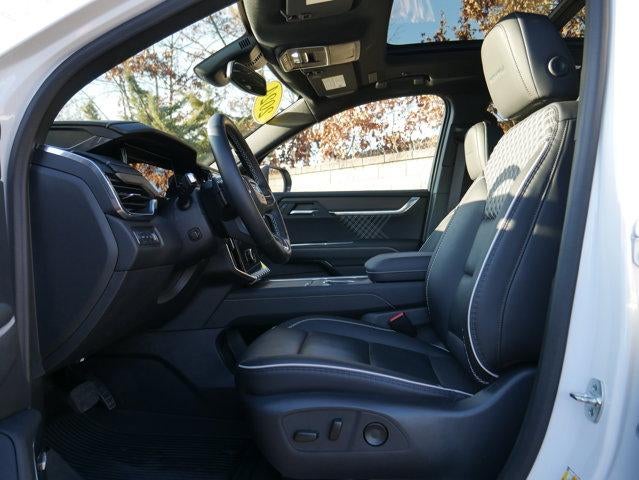 2024 GMC Acadia AWD Denali