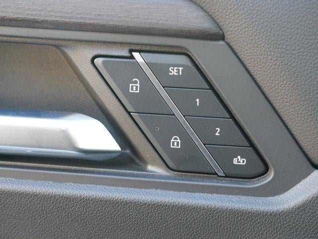 2024 GMC Acadia AWD Denali