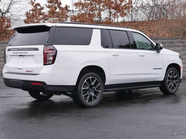 2023 Chevrolet Suburban RST