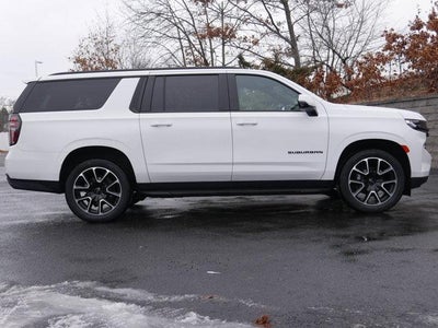 2023 Chevrolet Suburban RST