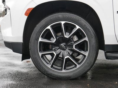 2023 Chevrolet Suburban RST