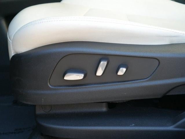 2022 Cadillac XT5 AWD Sport