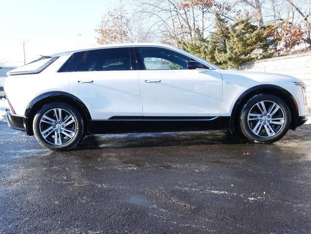 2024 Cadillac LYRIQ Tech