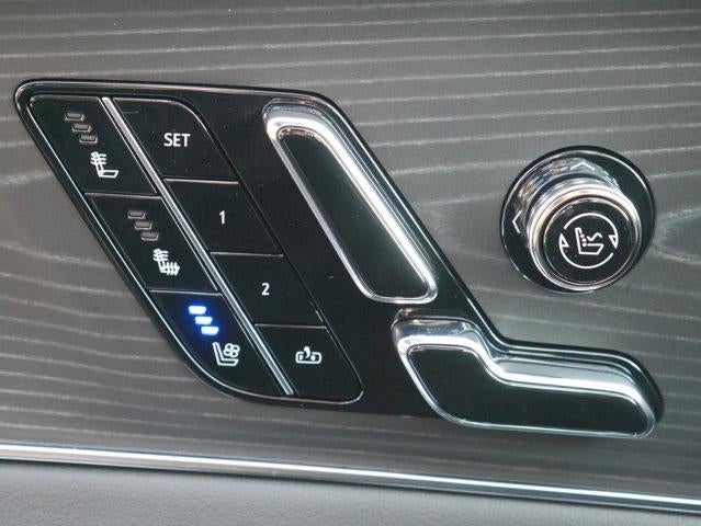 2025 Cadillac LYRIQ Luxury