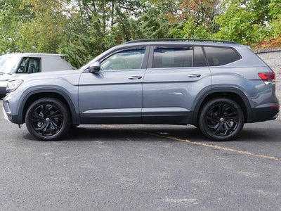 2022 Volkswagen Atlas 3.6L V6 SE w/Technology