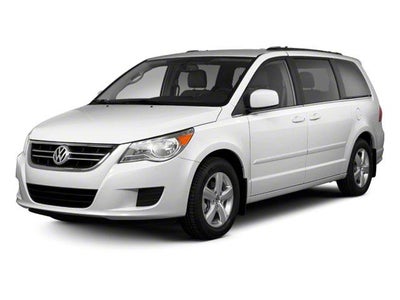 2011 Volkswagen Routan SE
