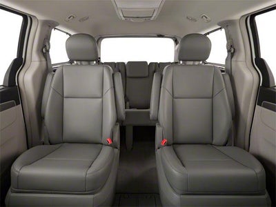 2011 Volkswagen Routan SE