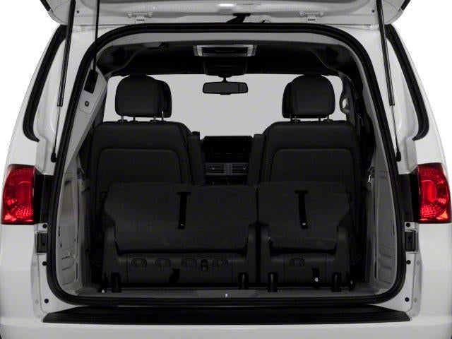 2011 Volkswagen Routan SE