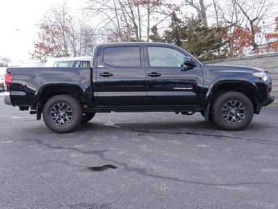 2022 Toyota Tacoma 4WD Base