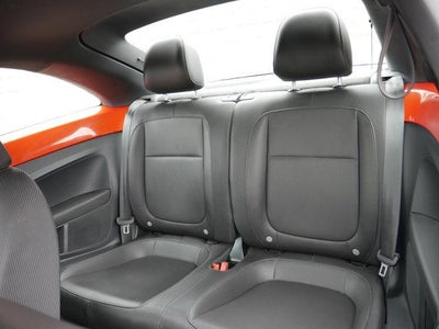 2016 Volkswagen Beetle Base