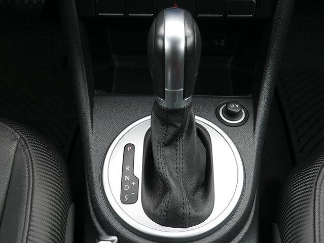 2016 Volkswagen Beetle Base