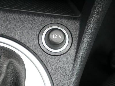 2016 Volkswagen Beetle Base