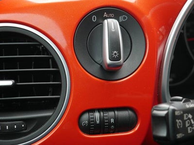 2016 Volkswagen Beetle Base