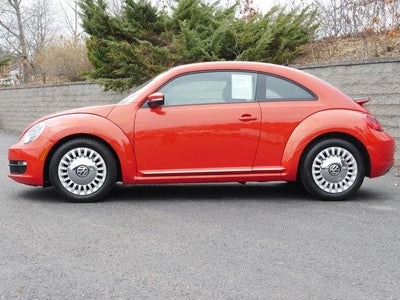 2016 Volkswagen Beetle Base