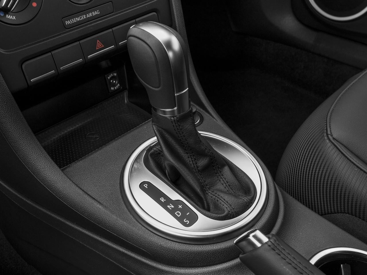 2016 Volkswagen Beetle Base