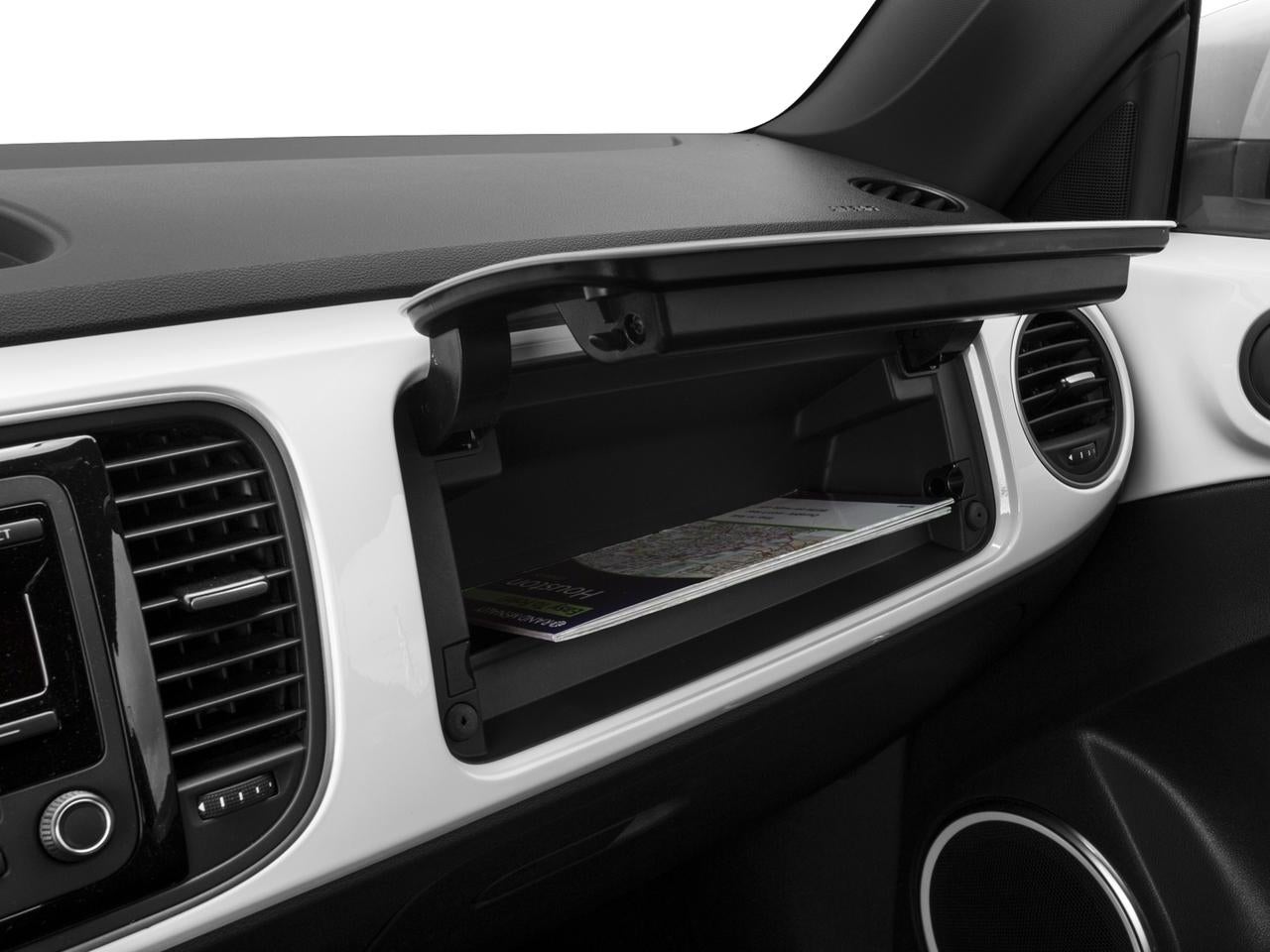 2016 Volkswagen Beetle Base