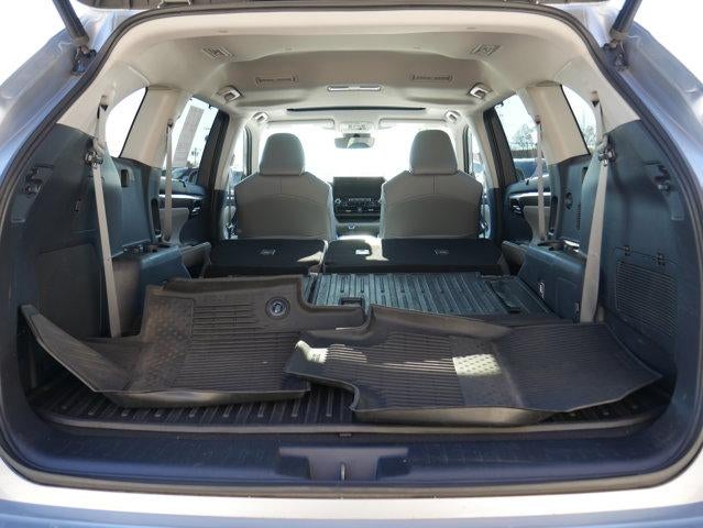 2021 Toyota Highlander Base