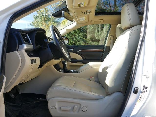 2019 Toyota Highlander Base