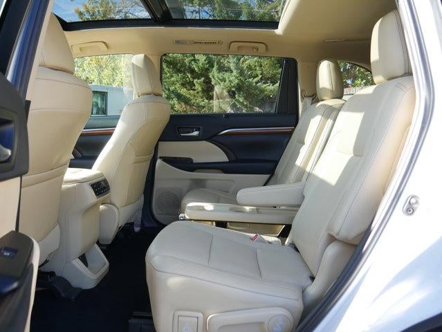 2019 Toyota Highlander Base