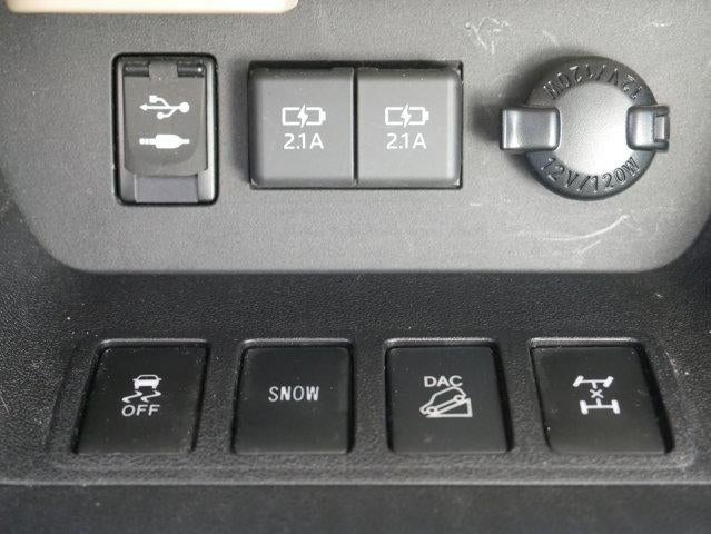 2019 Toyota Highlander Base