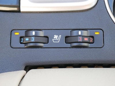 2019 Toyota Highlander Base