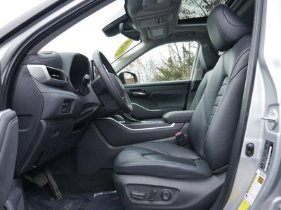 2024 Toyota Highlander Base