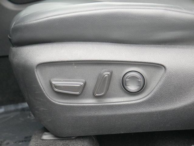 2024 Toyota Highlander Base