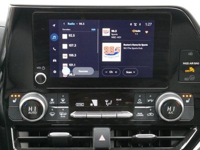 2024 Toyota Highlander Base