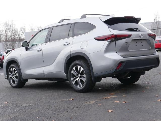 2024 Toyota Highlander Base