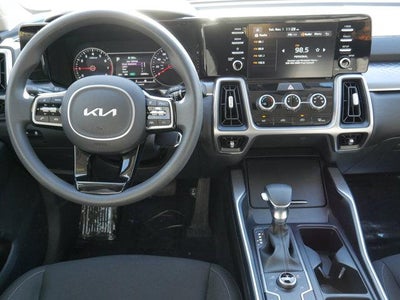 2023 Kia Sorento LX