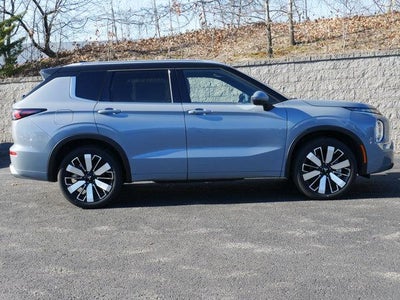 2025 Mitsubishi Outlander SEL