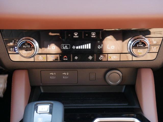 2025 Mitsubishi Outlander SEL