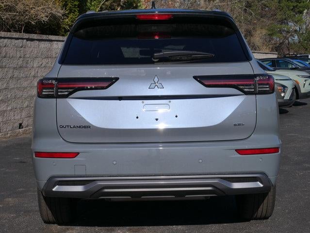 2025 Mitsubishi Outlander SEL