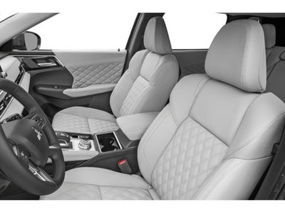 2022 Mitsubishi Outlander Base