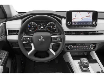 2022 Mitsubishi Outlander Base