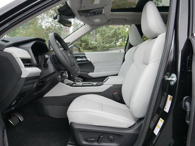 2025 Mitsubishi Outlander Platinum Edition