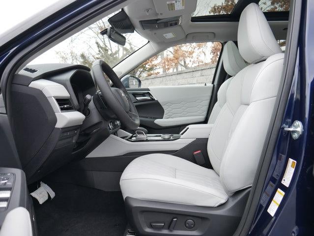 2026 Mitsubishi Outlander SEL