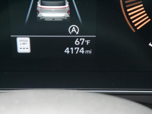 2025 Hyundai KONA SE