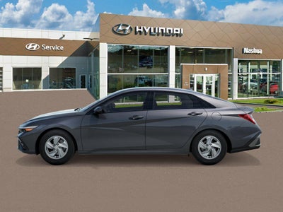 2025 Hyundai ELANTRA SE