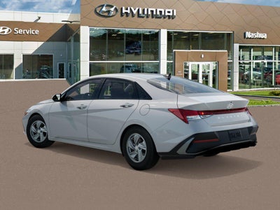 2025 Hyundai ELANTRA SE