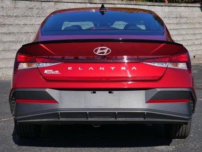 2025 Hyundai ELANTRA SEL Sport