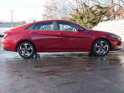 2023 Hyundai ELANTRA Limited