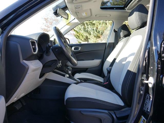 2023 Hyundai VENUE SEL