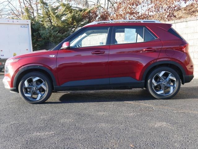 2024 Hyundai VENUE SEL