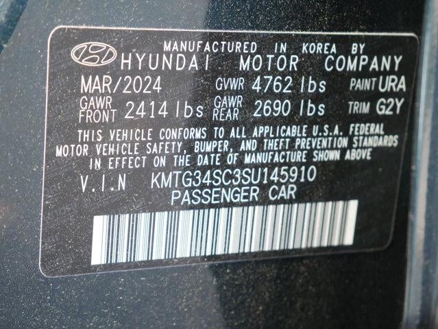 2025 Genesis G70 2.5T