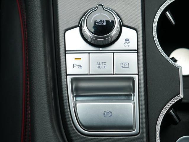 2024 Genesis G70 2.5T