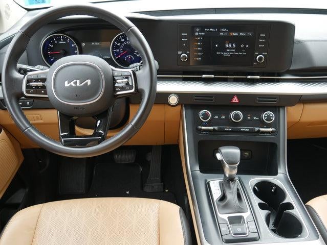 2024 Kia Carnival LX