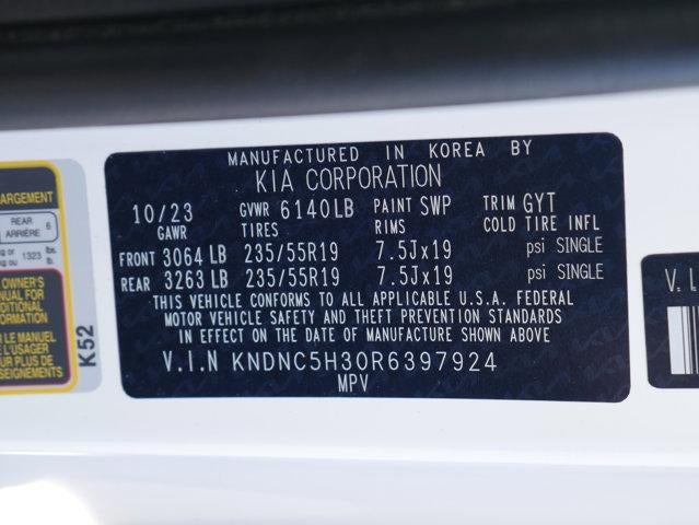 2024 Kia Carnival EX