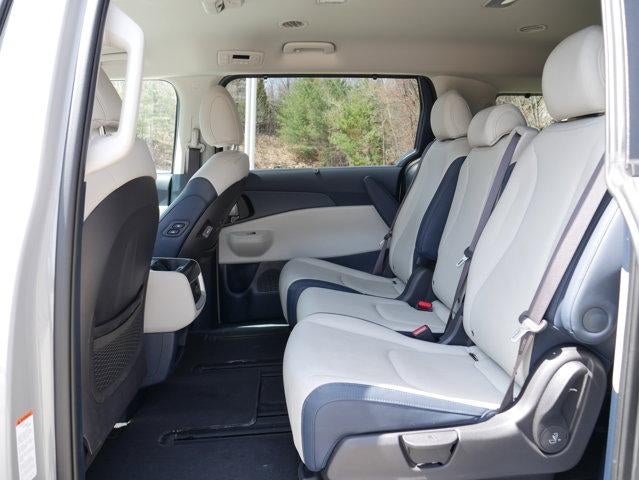 2025 Kia Carnival Hybrid EX