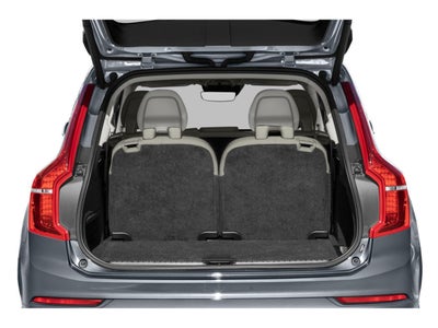 2022 Volvo XC90 Momentum